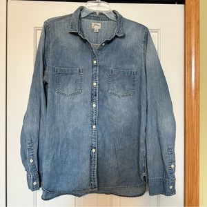 J Crew classic fit chambray shirt